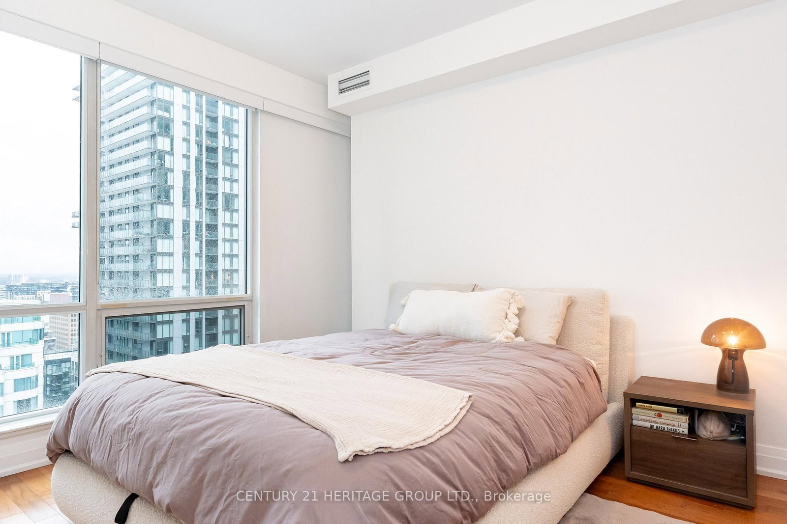 80 John Street • #2303 • Toronto, ON photo 20
