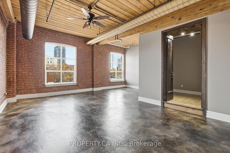 405 - 426 Queen St E, Toronto, M5A 1T4 | Image 2