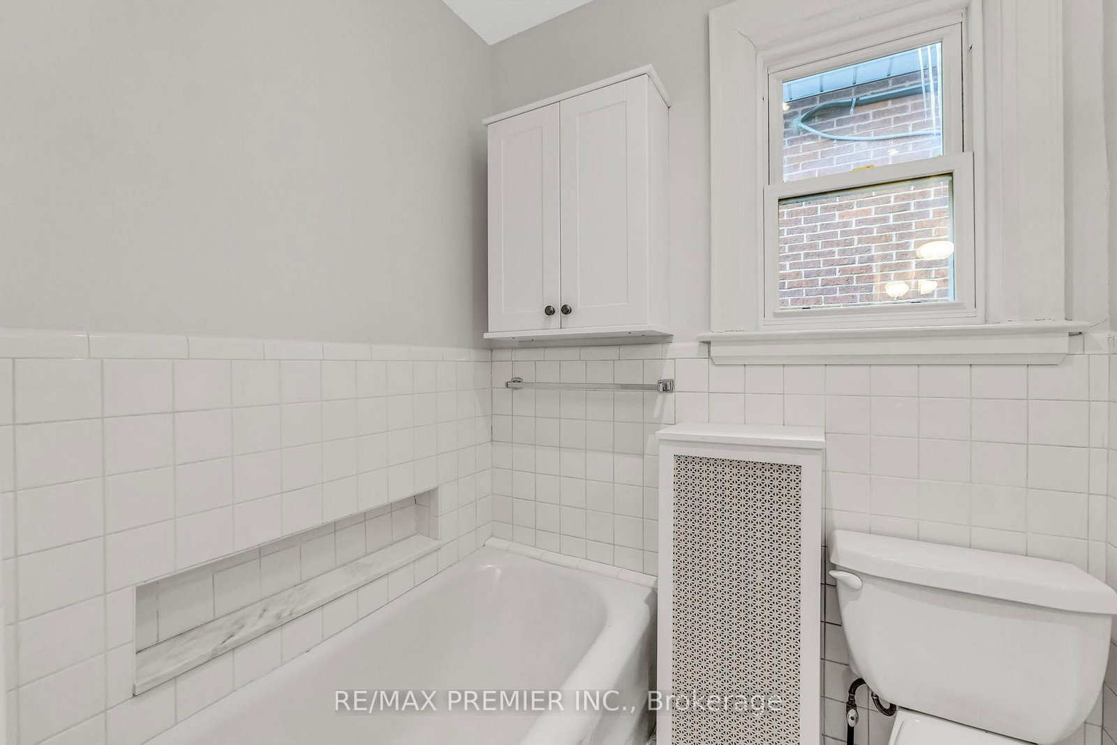 Detached House for lease at 2nd Floor-5 Killarney Road, Toronto, Ontario, M5P 1L7 - Forest Hill South - MLS: C12812530