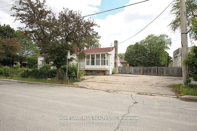 Mainfl - 189 Maplehurst Avenue