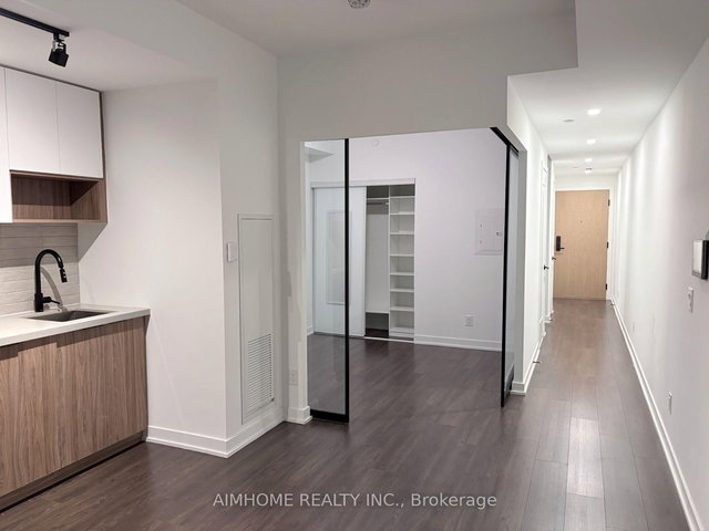 507 - 5 Defries Street