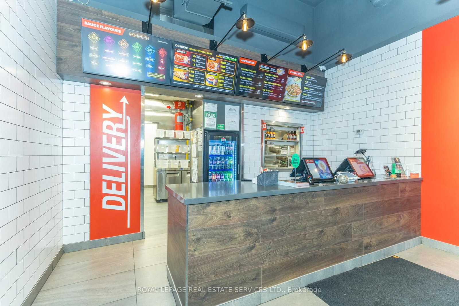 22 Bathurst Street, Unit 22B - Photo 15