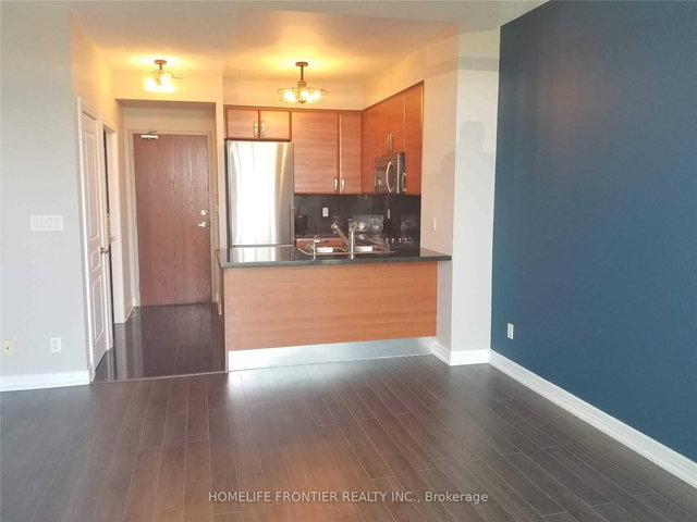 906 - 1 Avondale Avenue