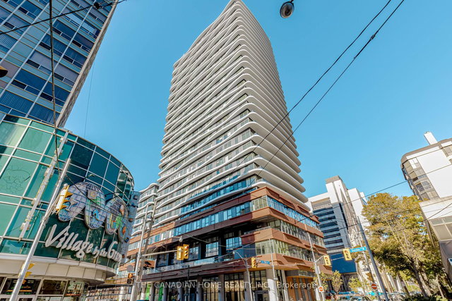 704 - 280 DUNDAS Street W