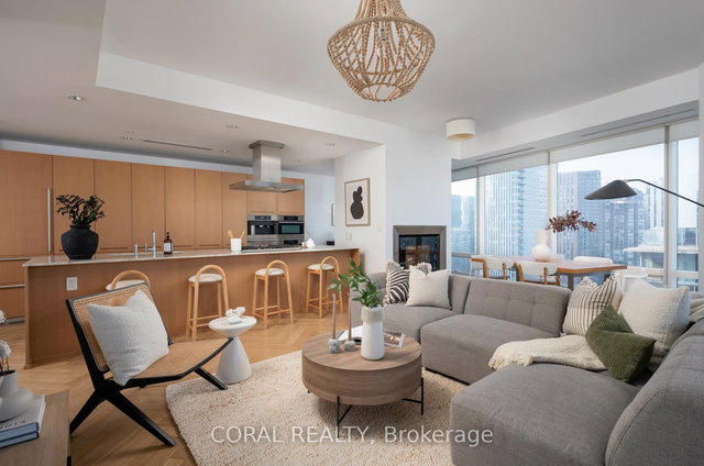 3705 - 180 University Avenue