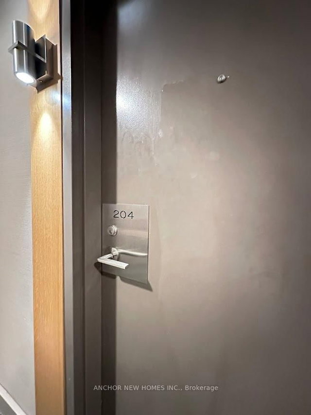 204 - 5 Hanna Avenue