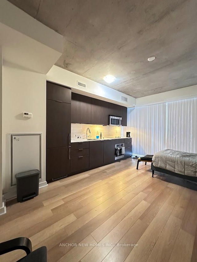 204 - 5 Hanna Avenue