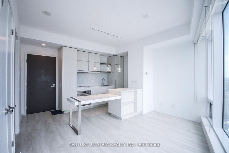 home for lease on 1913-197 Yonge Street