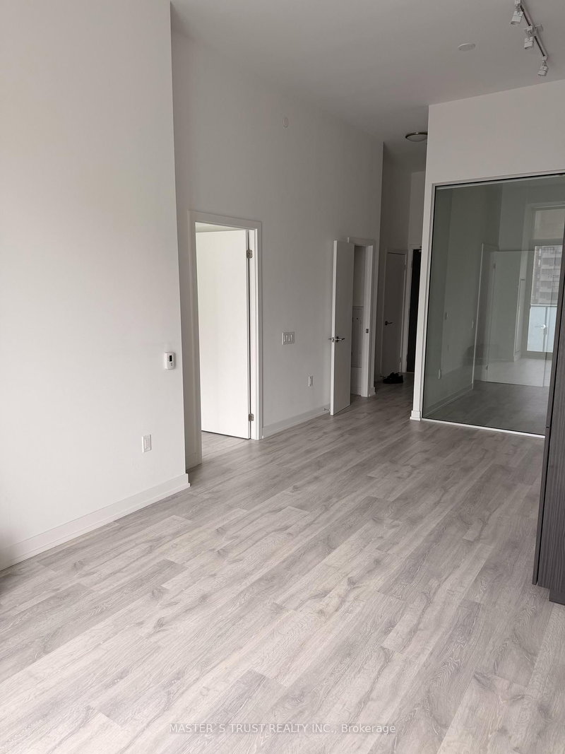 S908 - 8 Olympic Garden Dr, Toronto, M2M 0B9 | Image 2