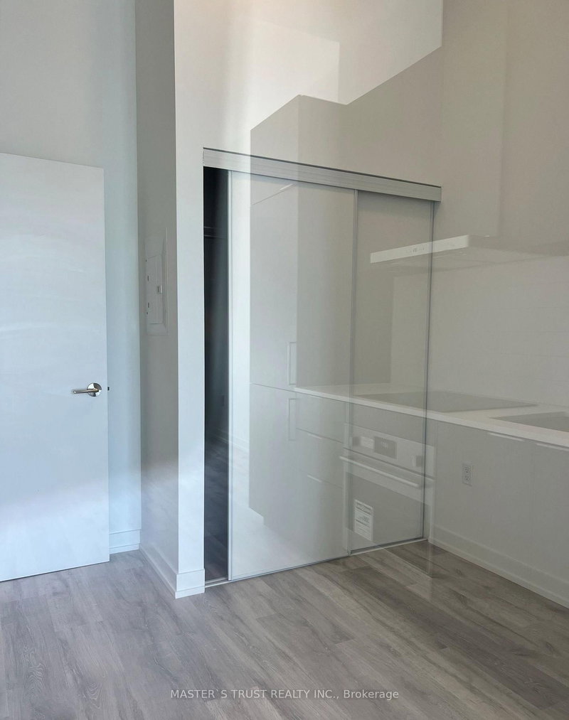 S908 - 8 Olympic Garden Dr, Toronto, M2M 0B9 | Image 3