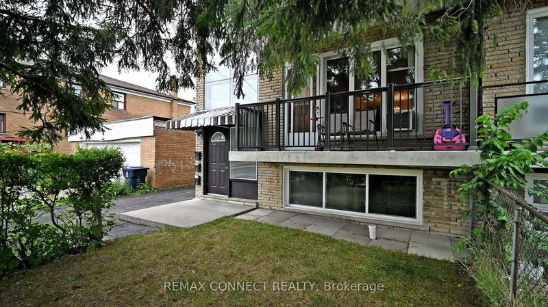 3 - 156 Overbrook Pl, Toronto, M3H 4P9 | Image 2