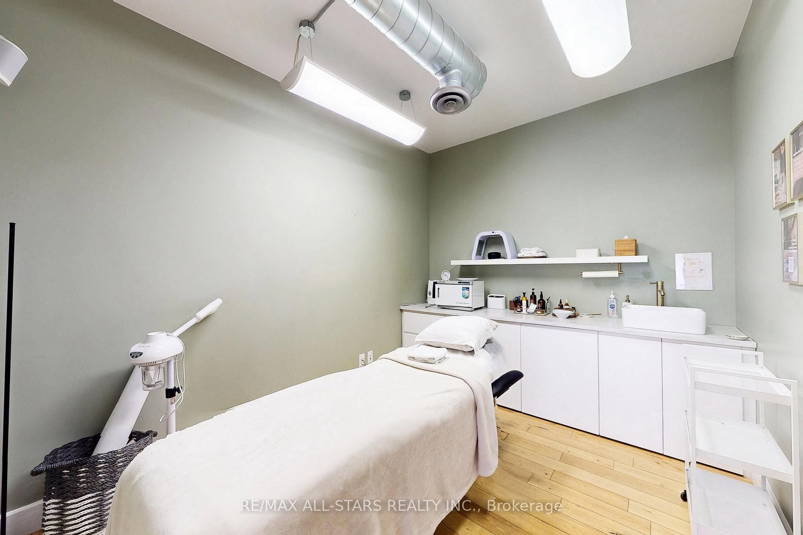 1269 Dundas Street W, Unit 300 - Photo 14