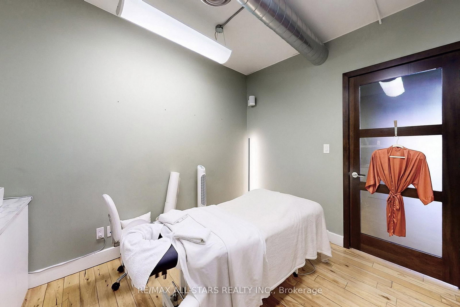 1269 Dundas Street W, Unit 300 - Photo 15