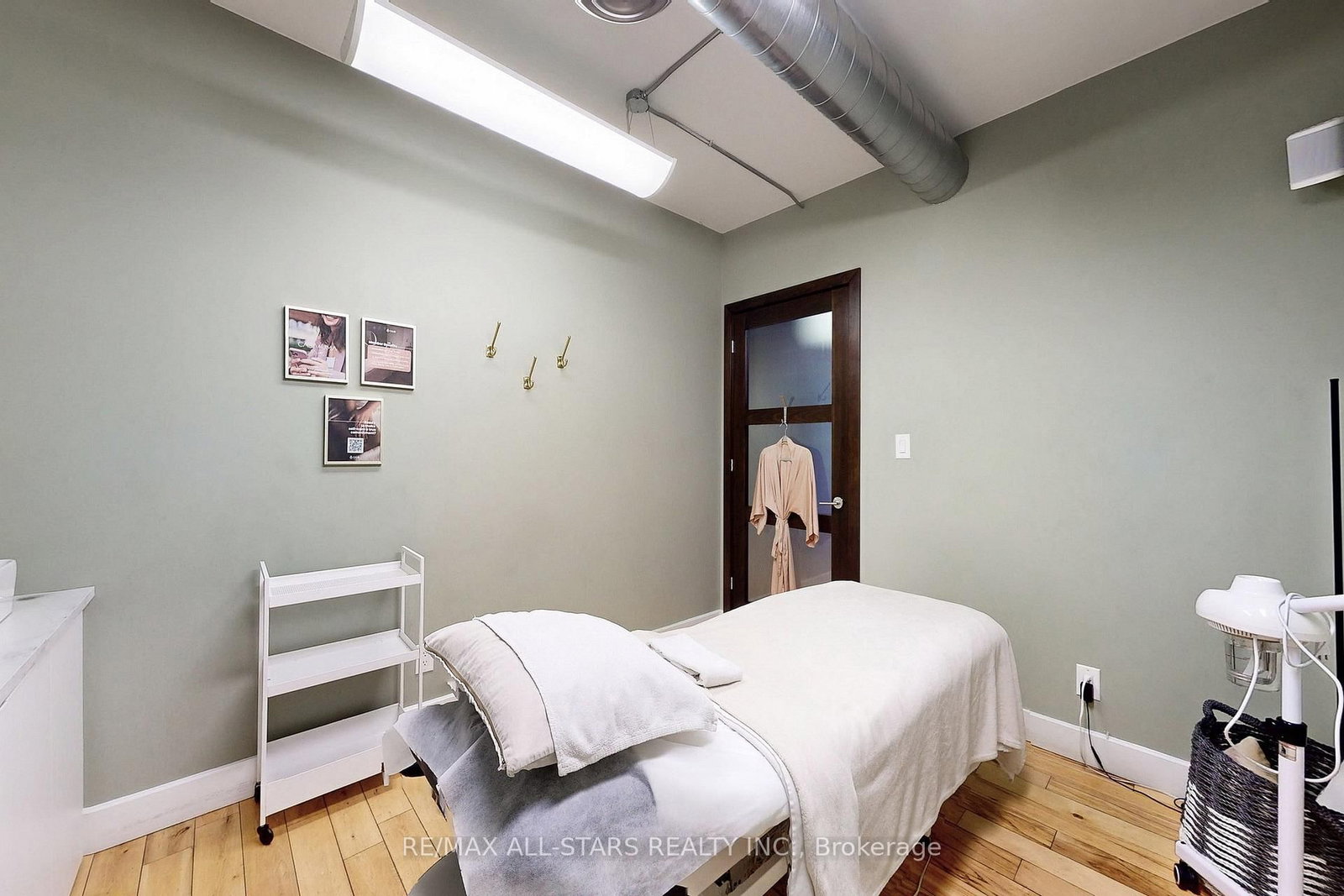 1269 Dundas Street W, Unit 300 - Photo 18