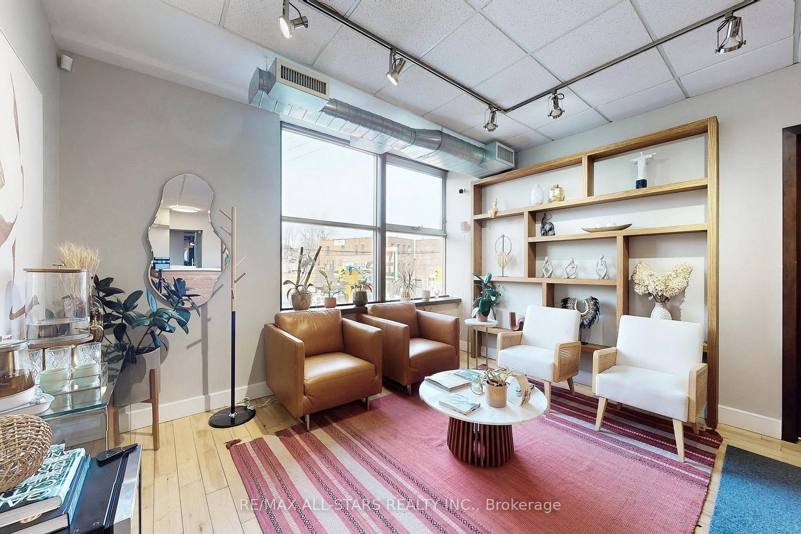 1269 Dundas Street W, Unit 300 - Photo 4