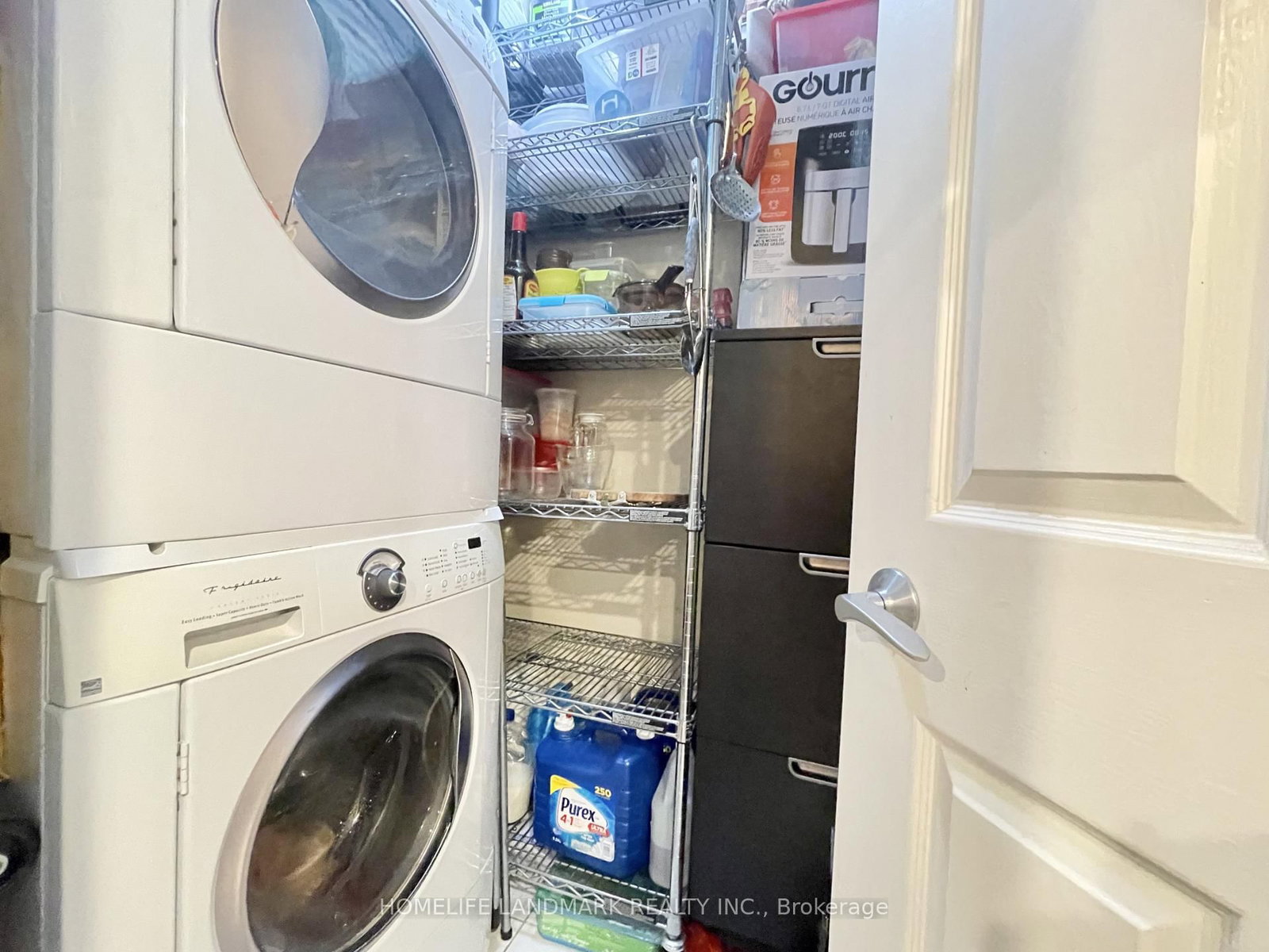 225 Davenport Road, Unit 202 - Photo 17