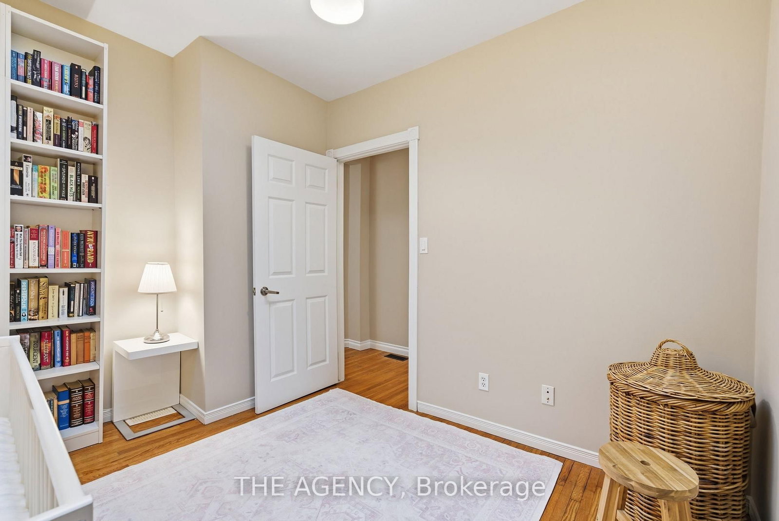 Townhouse sold at 36 Mansfield Avenue, Toronto, Ontario, M6J 2B1 - Trinity-Bellwoods - MLS: C12815424