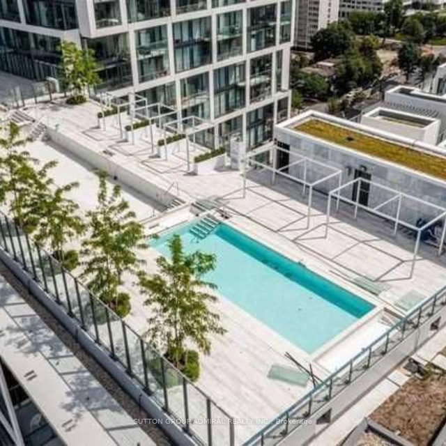 1222 - 8 Hillsdale Avenue E