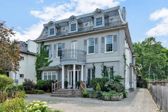 APT 3 - 17 Teddington Park Avenue W