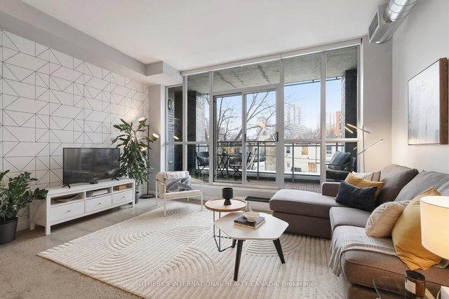 215 - 510 King Street E