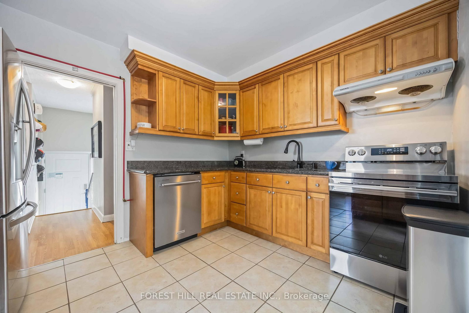 Listing Image 7