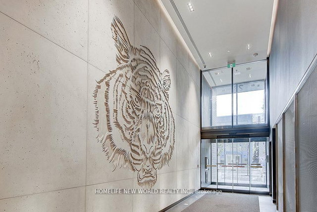 1806 - 28 Wellesley Street