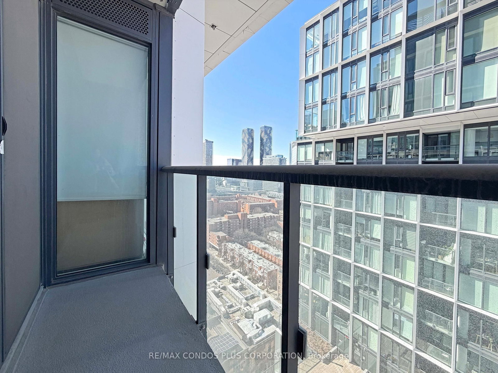 Condo for sale at 2115-158 Front Street, Toronto, Ontario, M5A 0K9 - Moss Park - MLS: C12816266