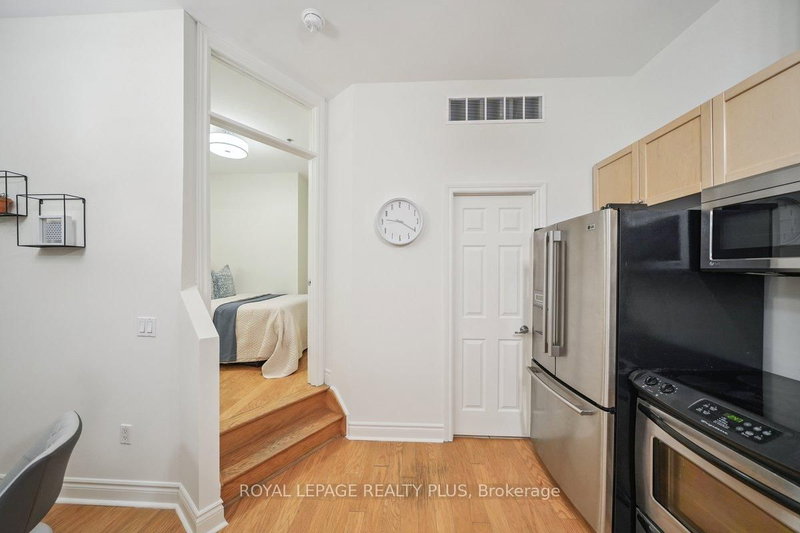 121 - 71 McCaul St, Toronto, M5T 2X1 | Image 3