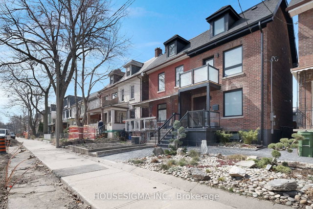 Lower - 274 Roxton Road