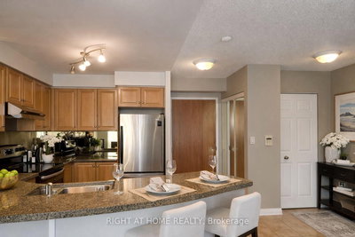 2210-7 Lorraine Drive, Toronto, Ontario image-0-1