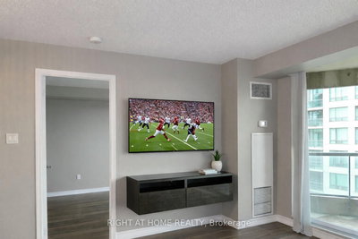 2210-7 Lorraine Drive, Toronto, Ontario image-0-2