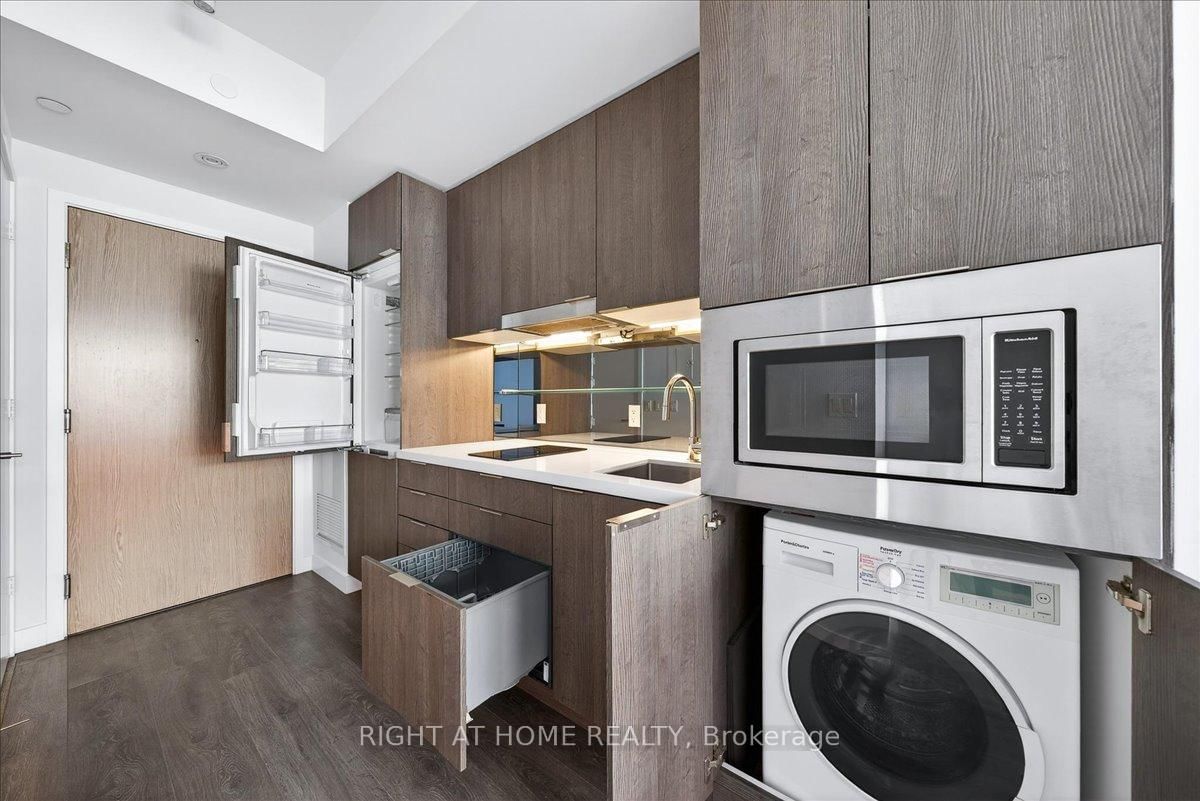 Condo for sale at 1907-215 Queen Street, Toronto, Ontario, M5A 1S2 - Waterfront Communities C1 - MLS: C12818736