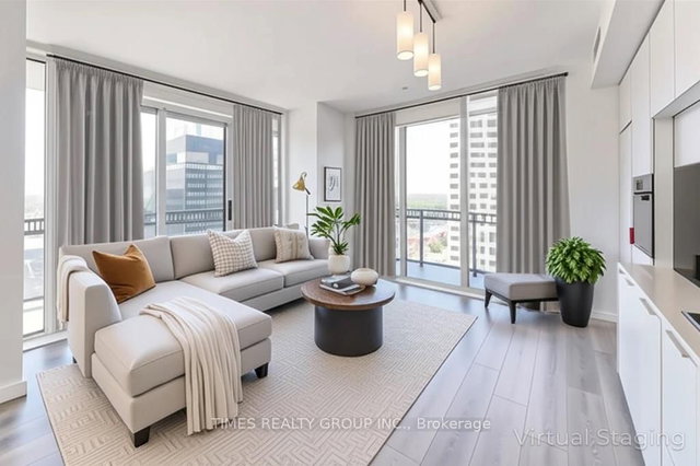 1002 - 8 Eglinton Avenue E