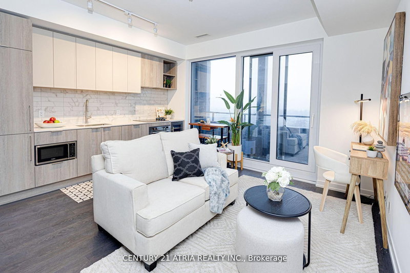 1810 - 2020 Bathurst St, Toronto, M5P 0A6 | Image 2