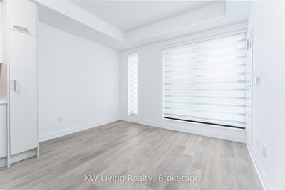 2110-20 Soudan Avenue, Toronto, Ontario image-0-3