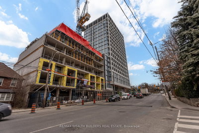 627-2020 Bathurst Street, Toronto, Ontario image-0-1