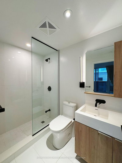 202-117 Broadway Avenue, Toronto, Ontario image-0-4