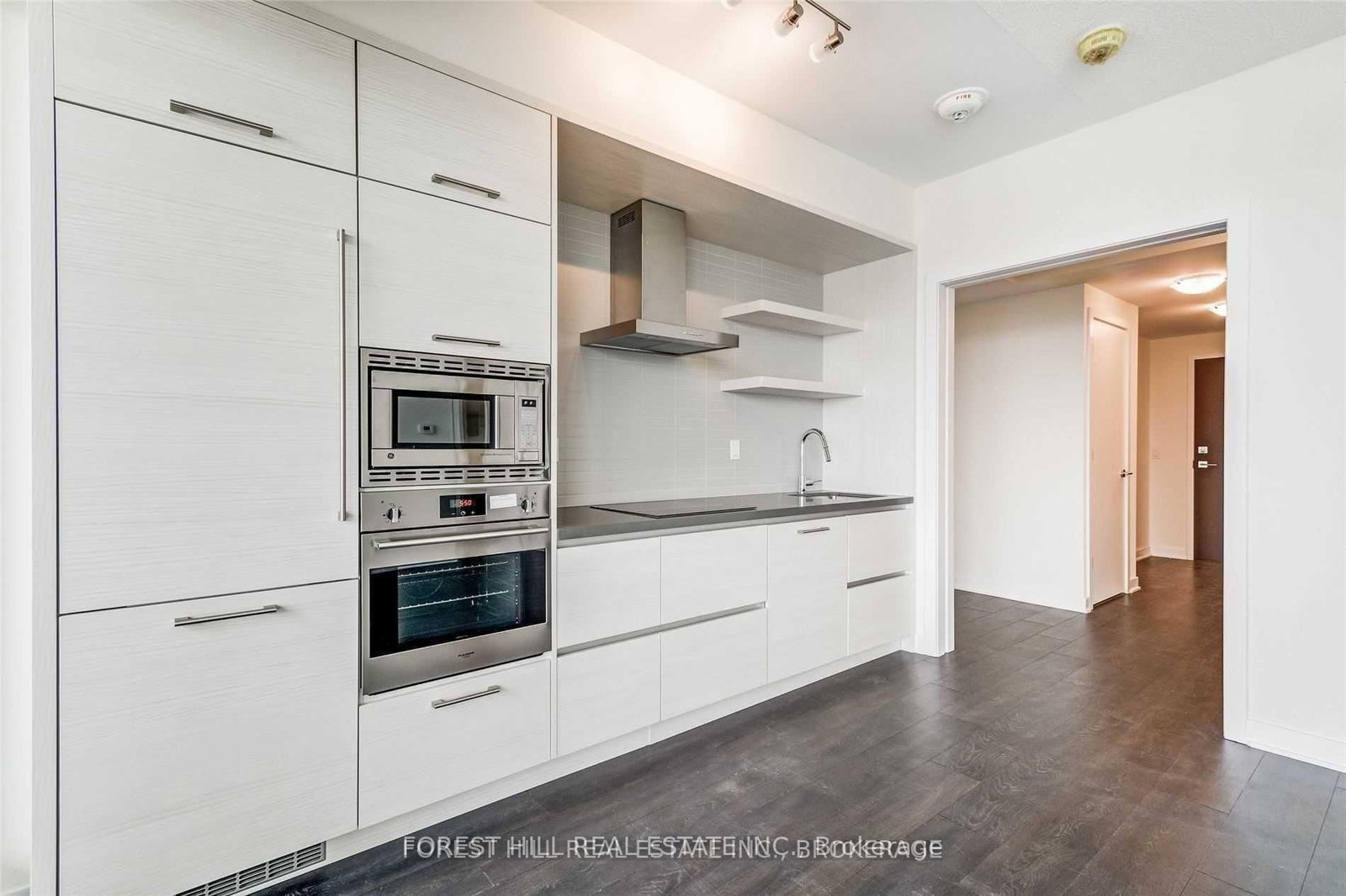 2221 Yonge Street, Unit 5401 - Photo 10