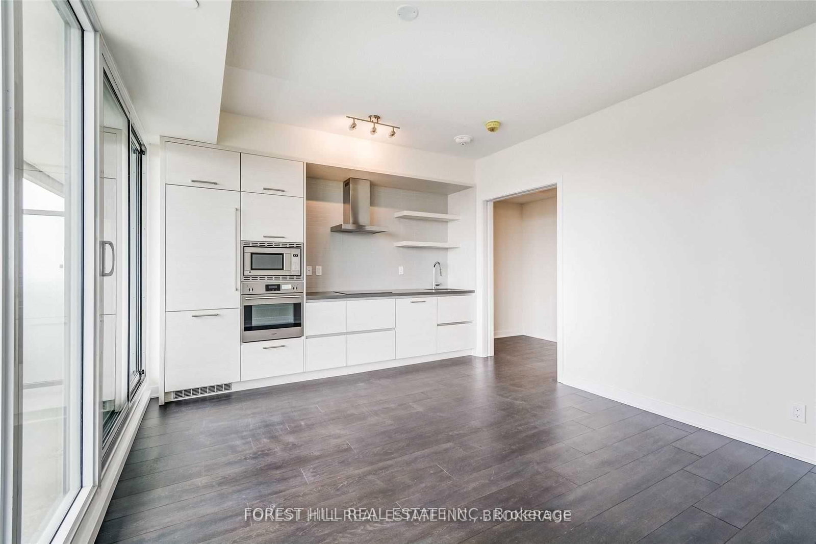 2221 Yonge Street, Unit 5401 - Photo 15