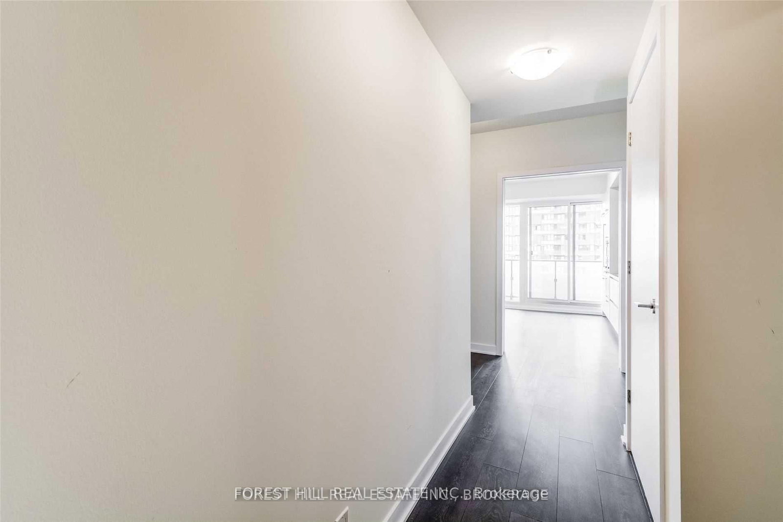 2221 Yonge Street, Unit 5401 - Photo 7