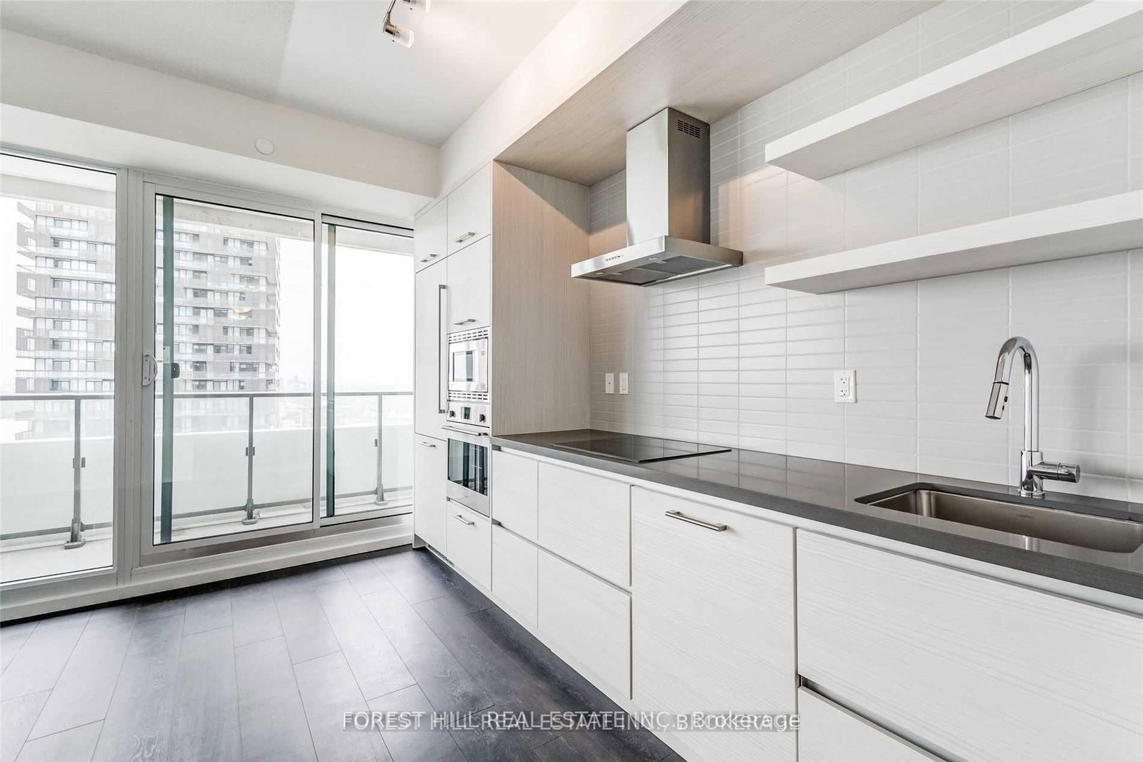 2221 Yonge Street, Unit 5401 - Photo 8