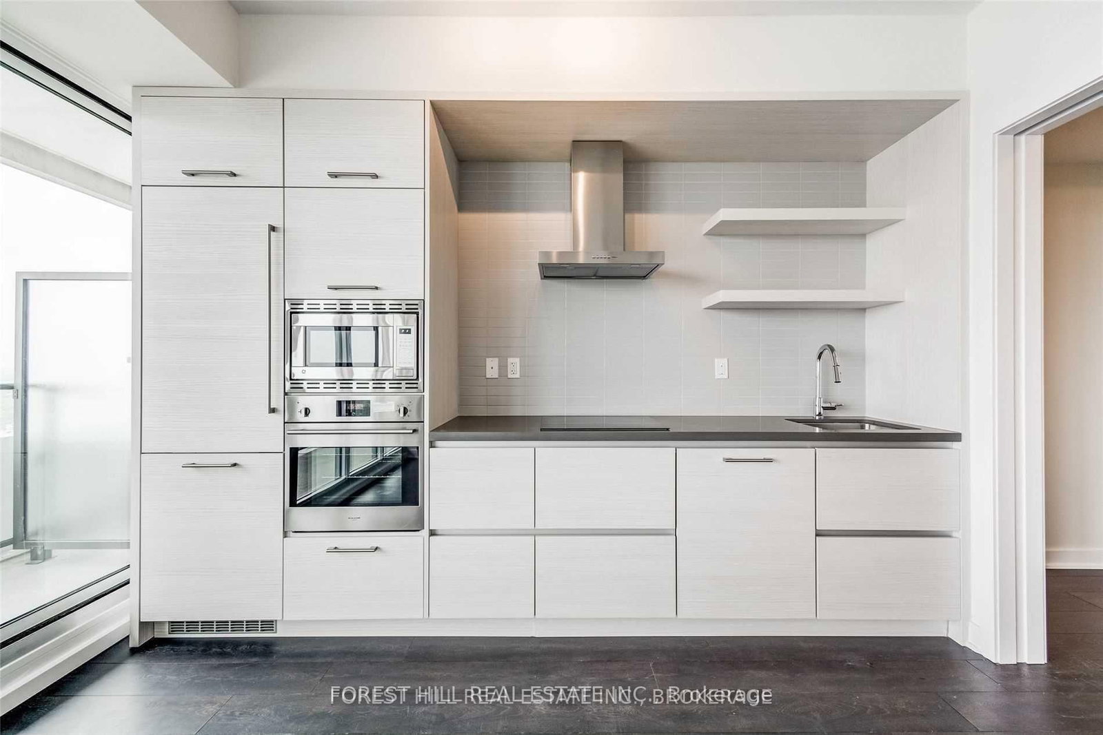 2221 Yonge Street, Unit 5401 - Photo 9