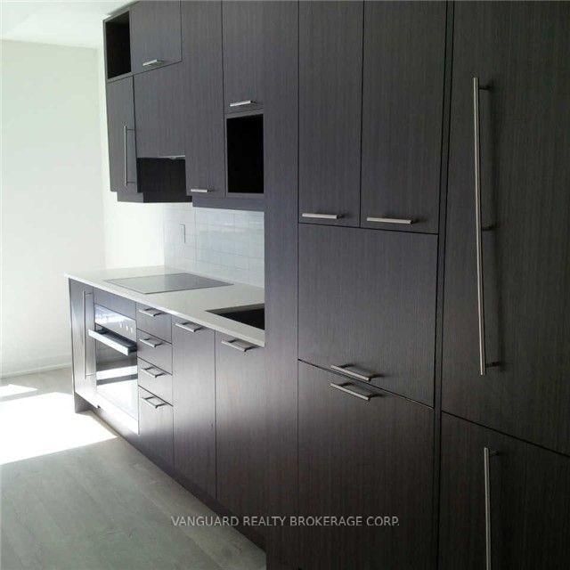 513 - 30 Nelson Street