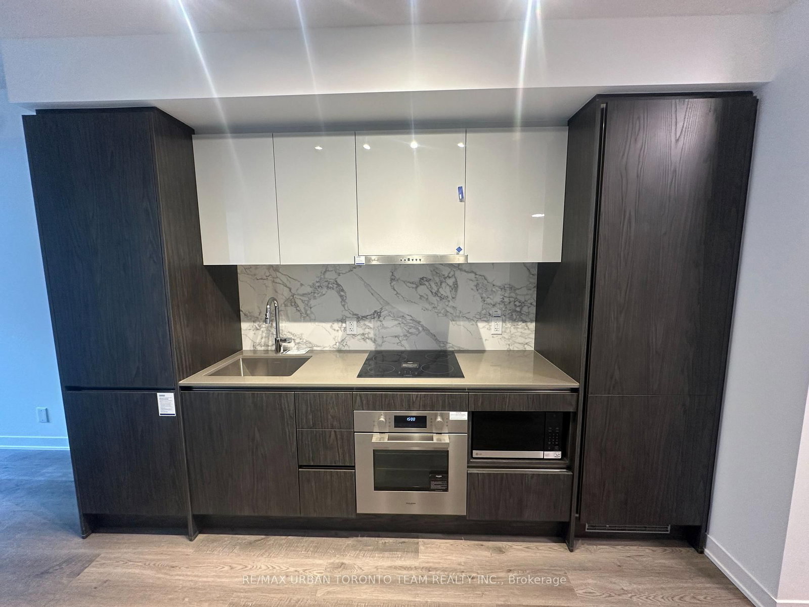 Condo for lease at 606-180 Front Street, Toronto, Ontario, M5A 0A9 - Moss Park - MLS: C12820622