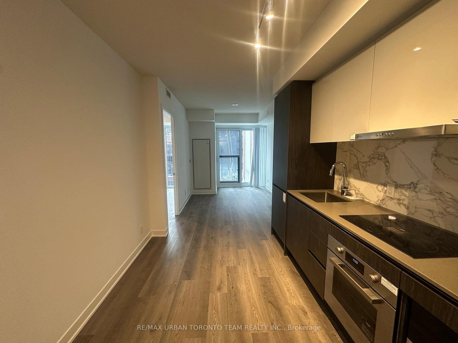 Condo for lease at 606-180 Front Street, Toronto, Ontario, M5A 0A9 - Moss Park - MLS: C12820622