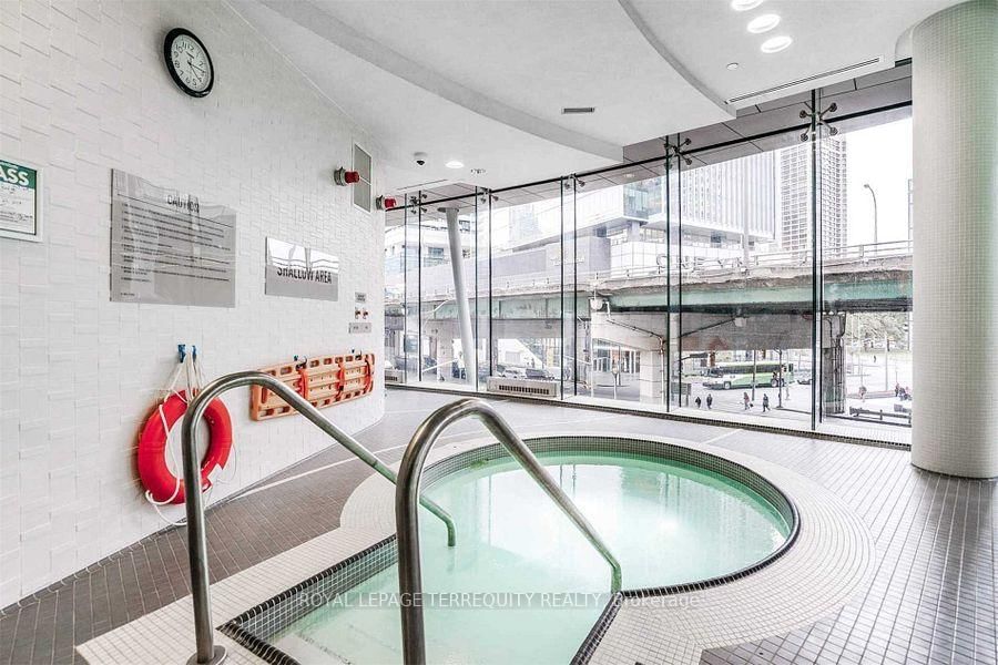 14 York Street, Unit 1407 - Photo 39