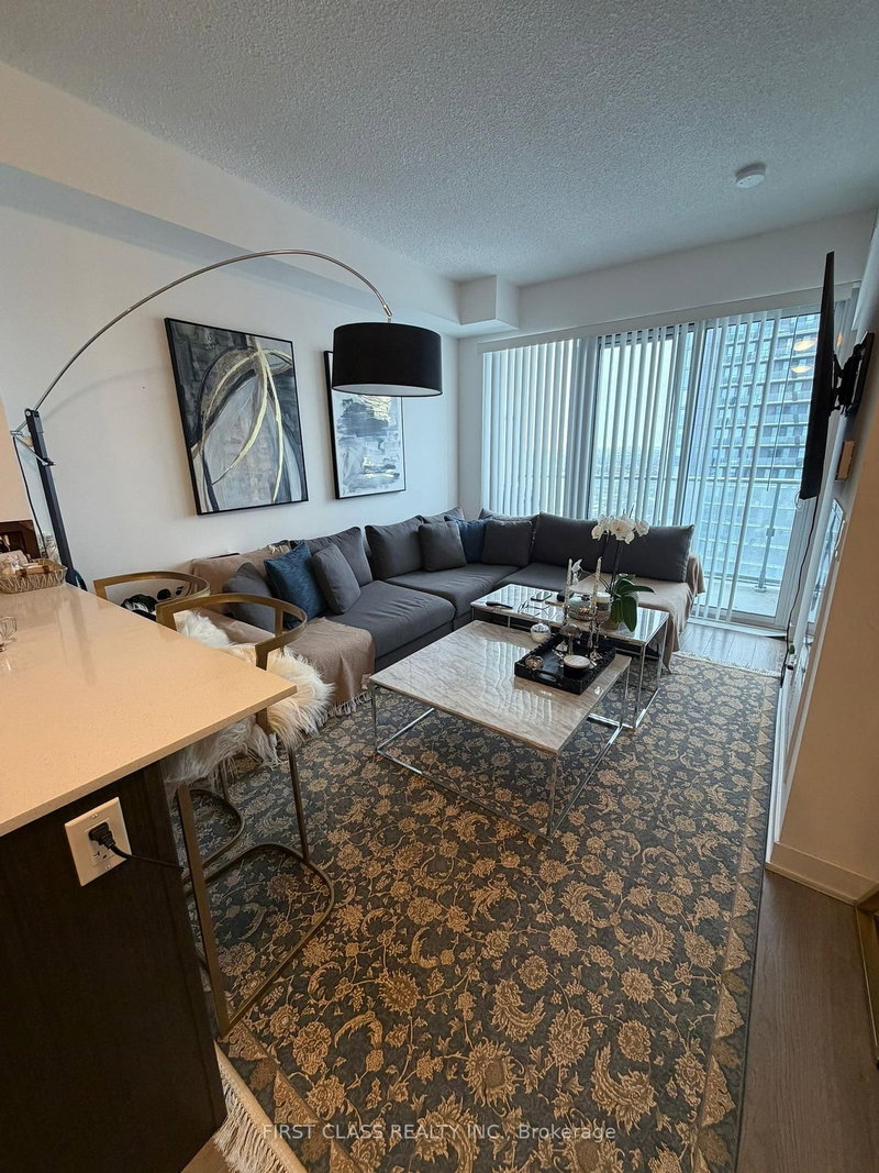 home for lease on 2304-5180 Yonge Street