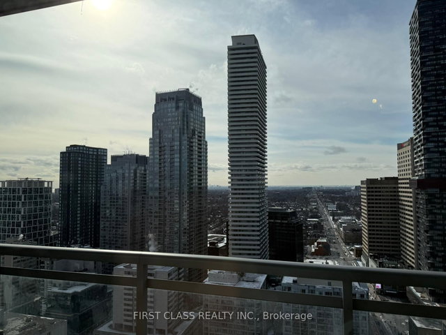 2801 - 89 Dunfield Avenue