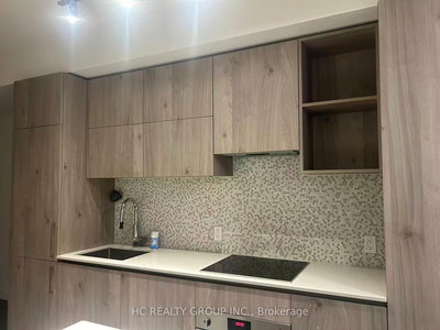 4812-1 Yorkville Avenue, Toronto, Ontario image-0-3