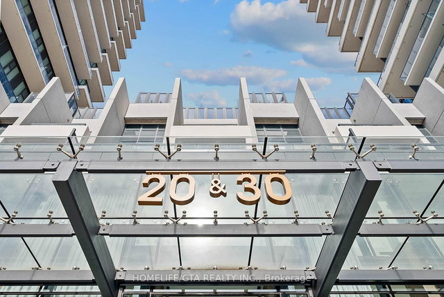 734 - 20 Inn On The Park Drive